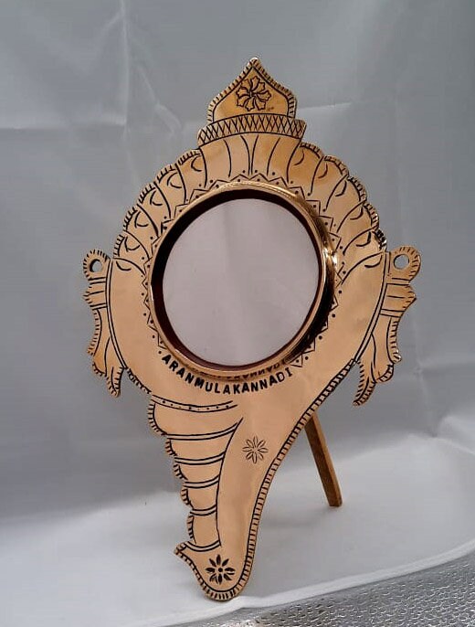 Aaranmula Kannadi / Metal Mirror Aranmula / World famous Handmade / Traditional Conch Model, Shanku design