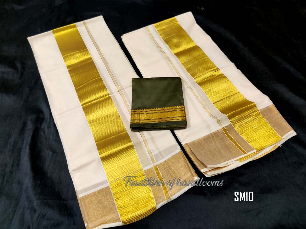 Women&#39;s Cotton Kerala Kasavu Set Mundu with Blouse Material / Indian traditional women clothing/ Handmade designs, Vishu Special Dress