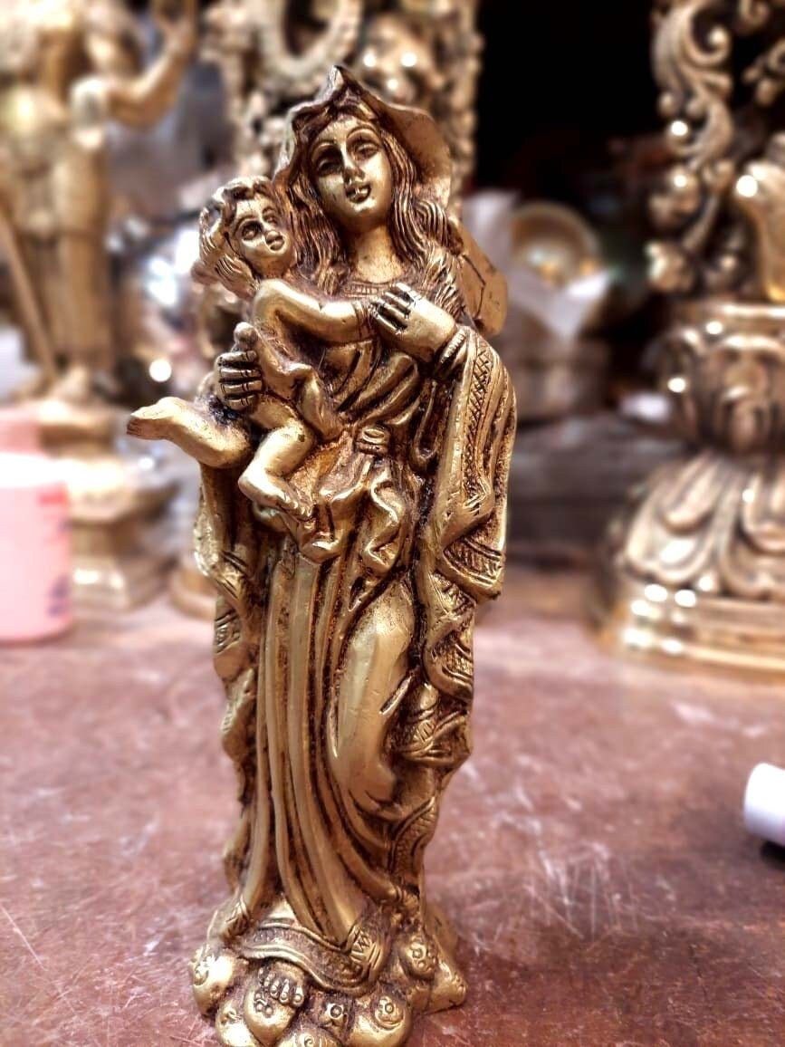 Mother Mary holding Baby Jesus Bronze Statue, Christian Catholics  Religious Gift, Christmas Gift