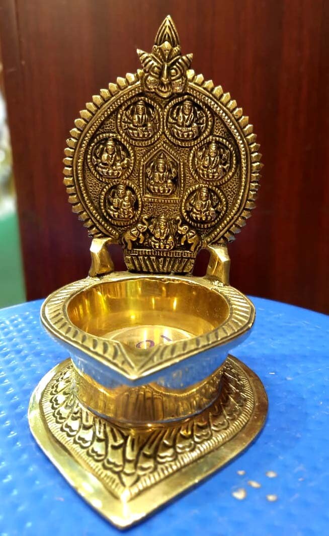 Brass Ashtalakshmi Vilakku, Traditional lamp, Brass Oil Lamp, Golden Lakshmi diya, Diya for Pooja, Brass Diya, Sri meenakshi oil lamp