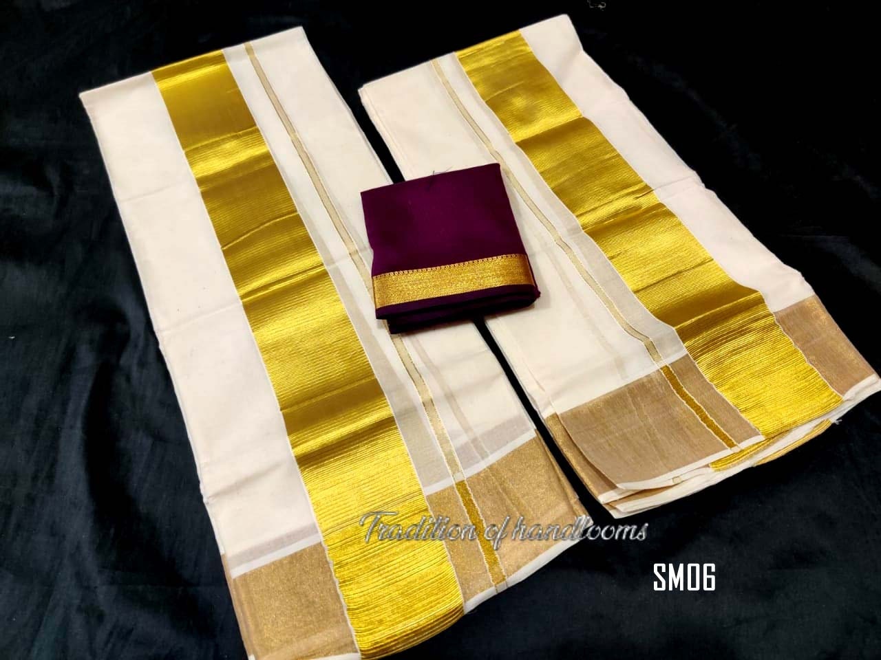 Women&#39;s Cotton Kerala Kasavu Set Mundu with Blouse Material / Indian traditional women clothing/ Handmade designs, Vishu Special Dress