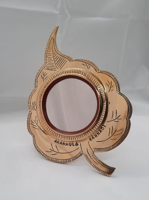 Aranmula Kannadi / Rare Aaranmula Metal Mirror / World famous Handmade - Kerala Traditional  Banyan Leaf Model, Aalila Design