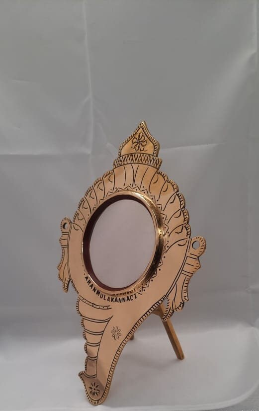 Aaranmula Kannadi / Metal Mirror Aranmula / World famous Handmade / Traditional Conch Model, Shanku design