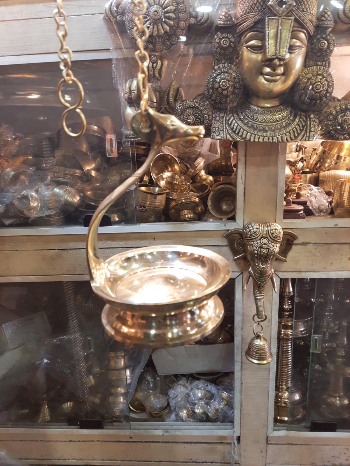 Bronze Kuthu Vilakku with 1 feet Brass Chain /Thongu Vilakku/Hanging  Diya, Kuthira  Vilakku, Horse Headed Oil Lamp for Temple & Pooja room