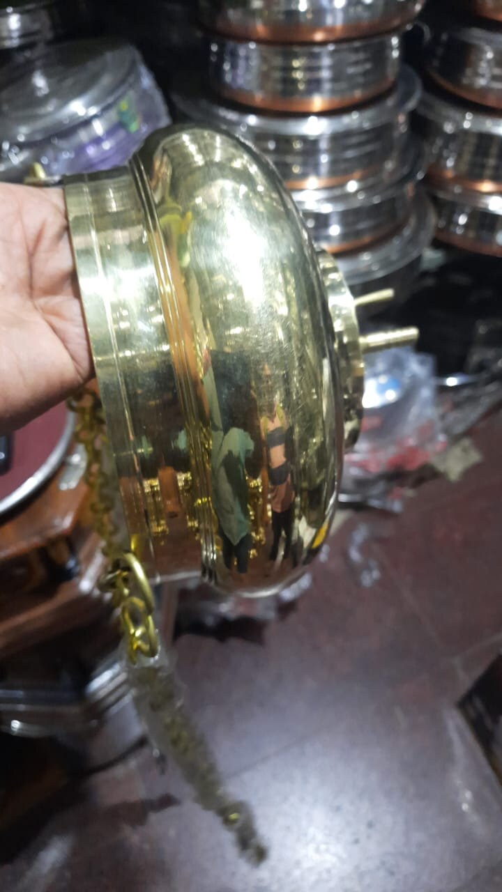 Kerala Dhara Vessel, shirodhara Brass pot  with brass chain valve and nozzle,Panchakarma Pot,oil therapy,Dhara Patra for Ayurvedic Hospitals