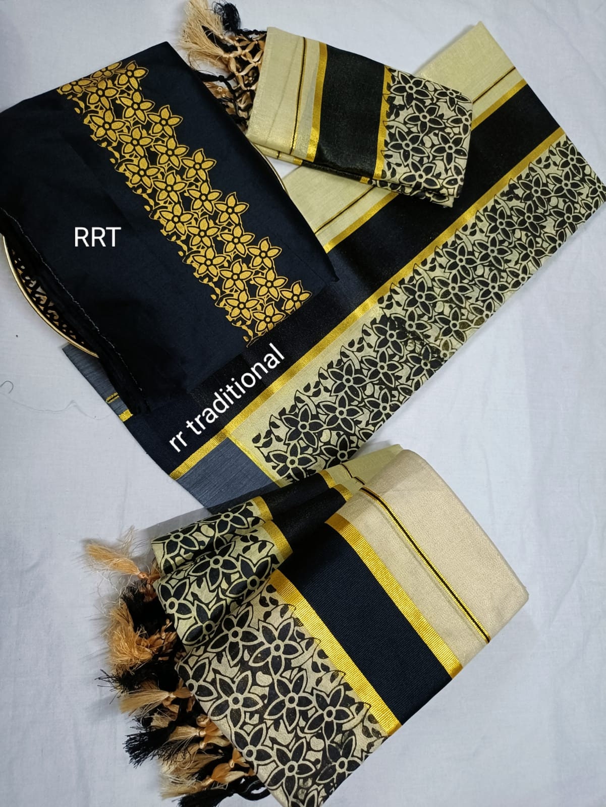 Kerala Golden Tissu flower printed kunjalam set mundu with Blouse material or ready to wear blouse Kerala, Onam, Vishu,Birthday