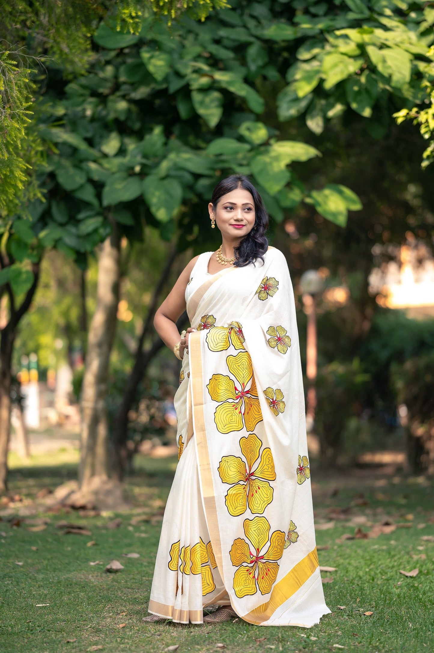 Big flower embroidered cotton saree, Stitched Blouse & Non Stitched /Handmade designs /Indian traditional, Onam,Party, Vishu,Festival