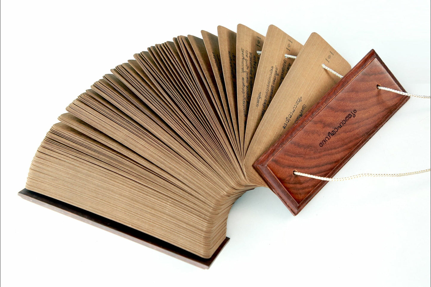 Devi Mahathmyam (Malayalam),Durgasaptashati in Ancient Palm Leaf Manuscript Format, Best for Meditation and Daily Chanting, Traditional Gift