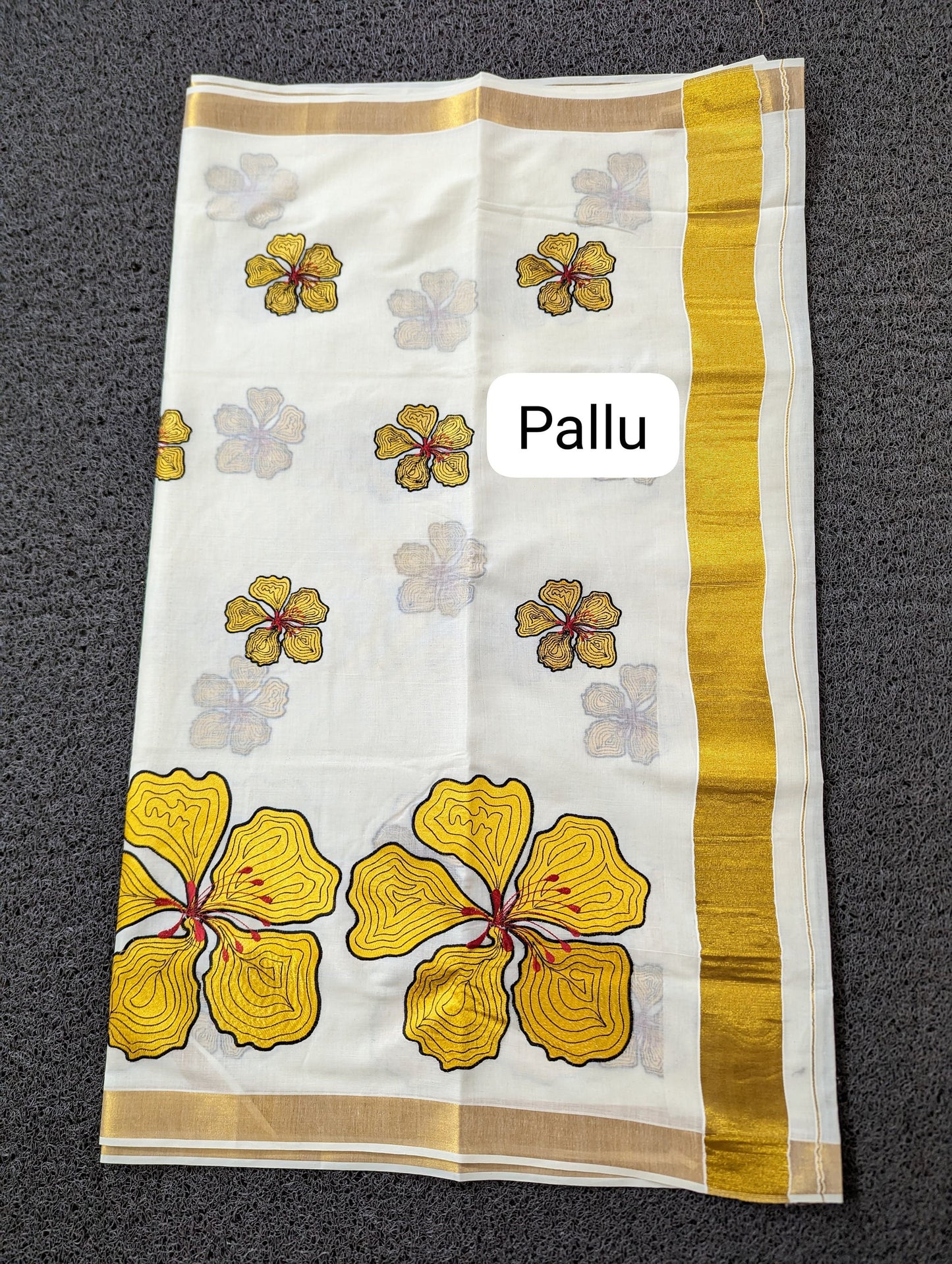 Kerala Big Flower Embroidered Cotton Saree 6.25mtr,Kerala Saree,Vishu Saree,Onam Saree,Handmade Designs,Pooja,Festivals,Traditional Wear.