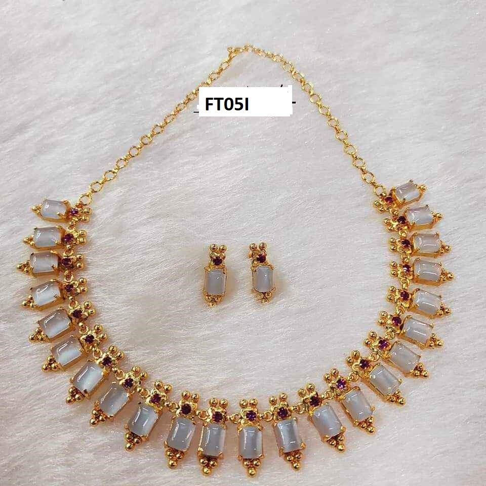 Premium quality gauranteed gold plated lekshmi soofi necklace and oofi necklace with stud ,Onam,Vishu,Christmas,Ramdan,Wedding, Birthday