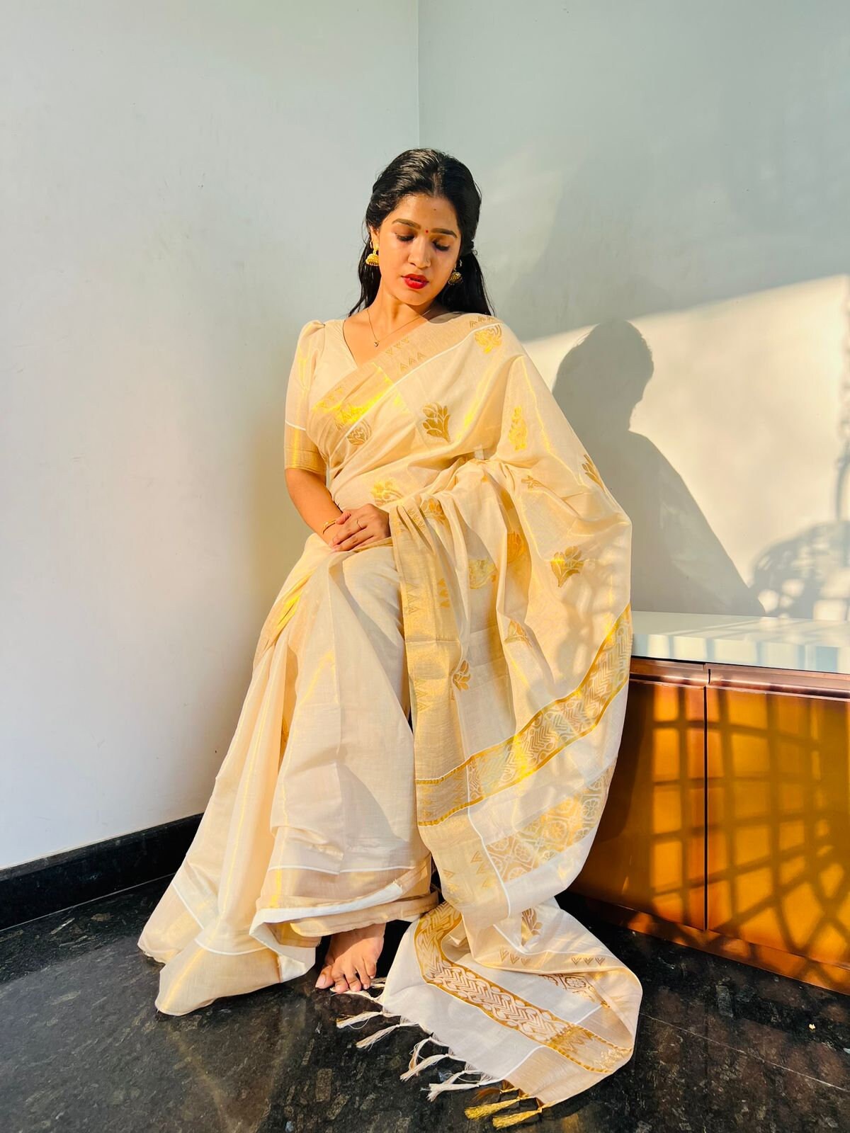 Kerala Traditional Premium golden tissue jacquard weave work with Tussels  Saree with Stitched Blouse or with Blouse Material  only