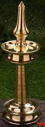 South Indian Payyannoor model  Nilavilakku,Heavy Brass oil  Lamp ,Diya,Onam,Vishu,Annaprasam,House warm,Special gift,Temple  home pooja use