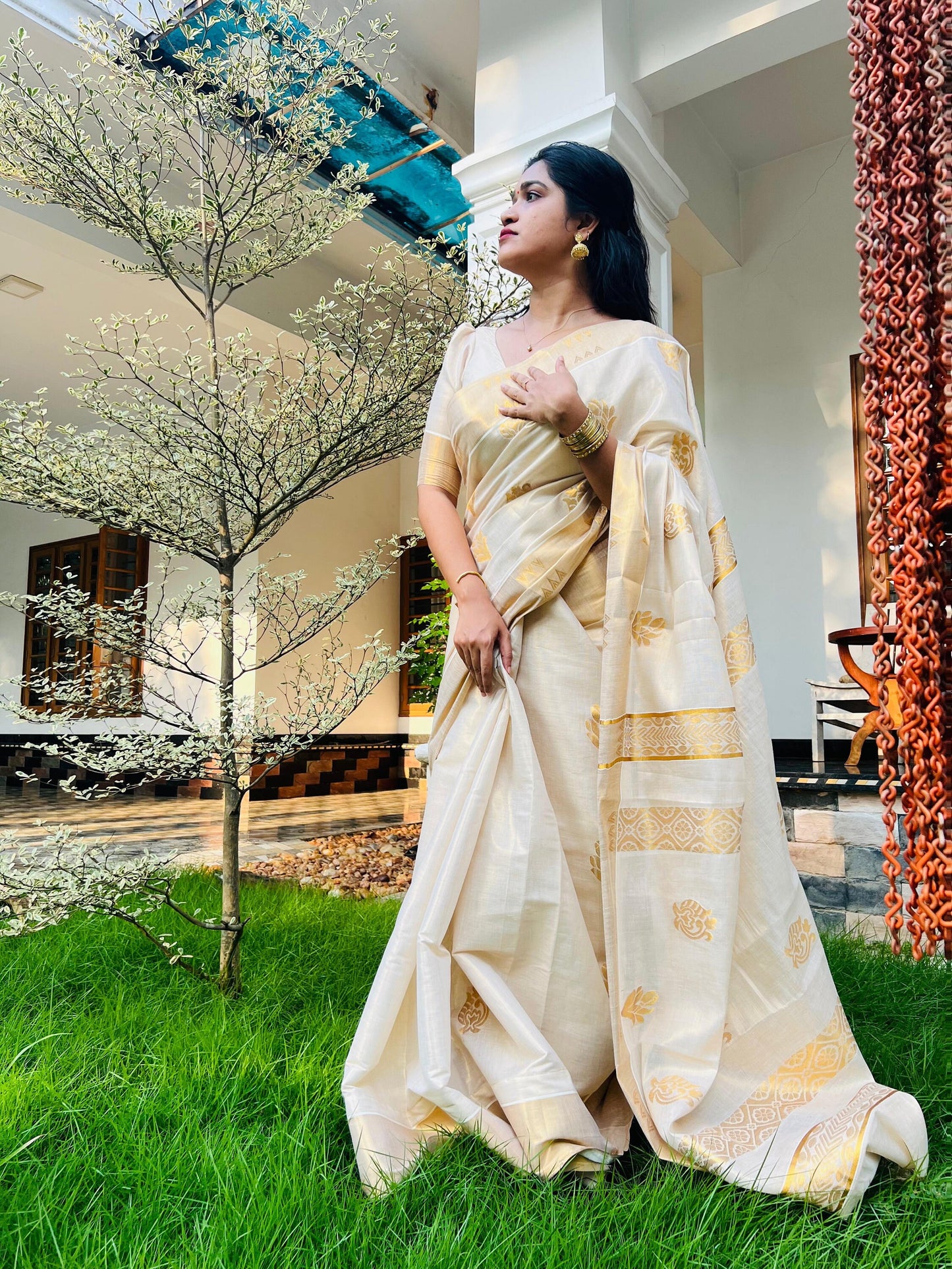 Kerala Traditional Premium golden tissue jacquard weave work with Tussels  Saree with Stitched Blouse or with Blouse Material  only