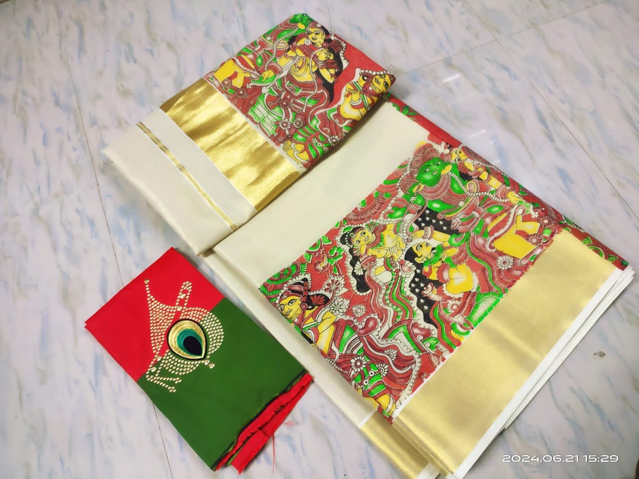 Kerala Tissue Mural Print Set Saree 6.25 Material, Indian traditional women clothing,Handmade design,Onam,Vishu,Marriage,Birthday occassions