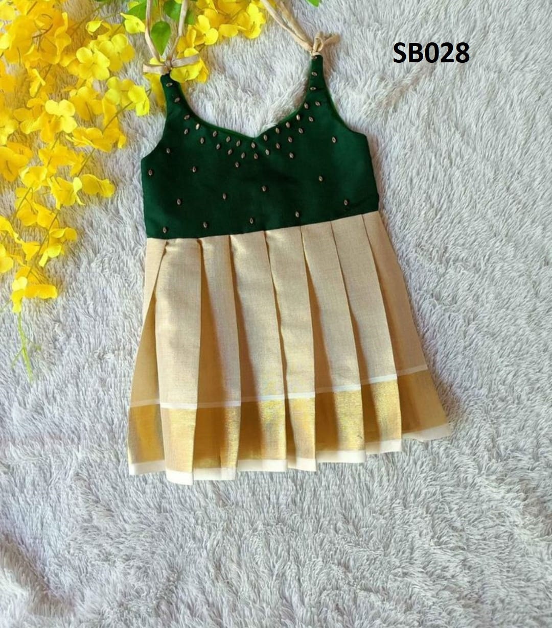 Kerala New born baby&#39;s,Kids,Girls Onam wears,age 1 - 15 years wear,Kerala Pattu Pavada,Traditional wear,Onam Collections,Skirt Blouse set