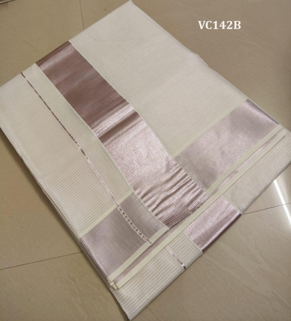 Kerala Traditional Tissue Micro Stripes Sarees with stitched Blouse or Blouse Material/Indian Saree, Kerala Traditional Saree,Onam/Vishu.